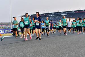 BIB: 52378, 2985, 129
                            <button type="button" onclick="openModal(10553338)" class="btn btn-primary btn-sm float-right btn-popup" data-toggle="modal" data-target=".modal-high-quality">
                        <i class="fas fa-shopping-cart"></i> Add to Cart
                    </button>
                                            <button type="button" onclick="isThisMe(10553338, true)" class="btn btn-success btn-sm float-right btn-popup btn-isme hidden" data-toggle="tooltip" data-placement="bottom" title="นี่คือรูปของคุณใช่ไหม คลิกที่นี่เพื่อเอาเข้าอัลบั้ม">
                        <i class="fas fa-plus"></i> Add to album
                    </button>
                    <button type="button" onclick="isThisMe(10553338, false)" class="btn btn-warning btn-sm float-right btn-popup btn-isnotme hidden">
                        <i class="fas fa-ban"></i> Remove from album
                    </button>