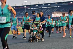 BIB: 0738, 51787, 517, 5292
                            <button type="button" onclick="openModal(10561364)" class="btn btn-primary btn-sm float-right btn-popup" data-toggle="modal" data-target=".modal-high-quality">
                        <i class="fas fa-shopping-cart"></i> Add to Cart
                    </button>
                                            <button type="button" onclick="isThisMe(10561364, true)" class="btn btn-success btn-sm float-right btn-popup btn-isme hidden" data-toggle="tooltip" data-placement="bottom" title="นี่คือรูปของคุณใช่ไหม คลิกที่นี่เพื่อเอาเข้าอัลบั้ม">
                        <i class="fas fa-plus"></i> Add to album
                    </button>
                    <button type="button" onclick="isThisMe(10561364, false)" class="btn btn-warning btn-sm float-right btn-popup btn-isnotme hidden">
                        <i class="fas fa-ban"></i> Remove from album
                    </button>