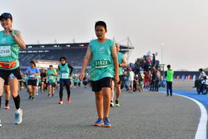 BIB: 2448, 51823
                            <button type="button" onclick="openModal(10559158)" class="btn btn-primary btn-sm float-right btn-popup" data-toggle="modal" data-target=".modal-high-quality">
                        <i class="fas fa-shopping-cart"></i> Add to Cart
                    </button>
                                            <button type="button" onclick="isThisMe(10559158, true)" class="btn btn-success btn-sm float-right btn-popup btn-isme hidden" data-toggle="tooltip" data-placement="bottom" title="นี่คือรูปของคุณใช่ไหม คลิกที่นี่เพื่อเอาเข้าอัลบั้ม">
                        <i class="fas fa-plus"></i> Add to album
                    </button>
                    <button type="button" onclick="isThisMe(10559158, false)" class="btn btn-warning btn-sm float-right btn-popup btn-isnotme hidden">
                        <i class="fas fa-ban"></i> Remove from album
                    </button>