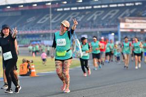 BIB: 52681, 52401
                            <button type="button" onclick="openModal(10564237)" class="btn btn-primary btn-sm float-right btn-popup" data-toggle="modal" data-target=".modal-high-quality">
                        <i class="fas fa-shopping-cart"></i> Add to Cart
                    </button>
                                            <button type="button" onclick="isThisMe(10564237, true)" class="btn btn-success btn-sm float-right btn-popup btn-isme hidden" data-toggle="tooltip" data-placement="bottom" title="นี่คือรูปของคุณใช่ไหม คลิกที่นี่เพื่อเอาเข้าอัลบั้ม">
                        <i class="fas fa-plus"></i> Add to album
                    </button>
                    <button type="button" onclick="isThisMe(10564237, false)" class="btn btn-warning btn-sm float-right btn-popup btn-isnotme hidden">
                        <i class="fas fa-ban"></i> Remove from album
                    </button>