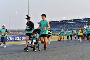 BIB: 502
                            <button type="button" onclick="openModal(10560013)" class="btn btn-primary btn-sm float-right btn-popup" data-toggle="modal" data-target=".modal-high-quality">
                        <i class="fas fa-shopping-cart"></i> Add to Cart
                    </button>
                                            <button type="button" onclick="isThisMe(10560013, true)" class="btn btn-success btn-sm float-right btn-popup btn-isme hidden" data-toggle="tooltip" data-placement="bottom" title="นี่คือรูปของคุณใช่ไหม คลิกที่นี่เพื่อเอาเข้าอัลบั้ม">
                        <i class="fas fa-plus"></i> Add to album
                    </button>
                    <button type="button" onclick="isThisMe(10560013, false)" class="btn btn-warning btn-sm float-right btn-popup btn-isnotme hidden">
                        <i class="fas fa-ban"></i> Remove from album
                    </button>