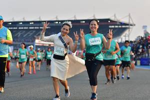 BIB: 50971, 50555, 52056
                            <button type="button" onclick="openModal(10561198)" class="btn btn-primary btn-sm float-right btn-popup" data-toggle="modal" data-target=".modal-high-quality">
                        <i class="fas fa-shopping-cart"></i> Add to Cart
                    </button>
                                            <button type="button" onclick="isThisMe(10561198, true)" class="btn btn-success btn-sm float-right btn-popup btn-isme hidden" data-toggle="tooltip" data-placement="bottom" title="นี่คือรูปของคุณใช่ไหม คลิกที่นี่เพื่อเอาเข้าอัลบั้ม">
                        <i class="fas fa-plus"></i> Add to album
                    </button>
                    <button type="button" onclick="isThisMe(10561198, false)" class="btn btn-warning btn-sm float-right btn-popup btn-isnotme hidden">
                        <i class="fas fa-ban"></i> Remove from album
                    </button>