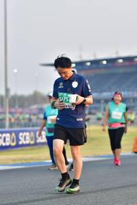 BIB: 3175
                            <button type="button" onclick="openModal(10563777)" class="btn btn-primary btn-sm float-right btn-popup" data-toggle="modal" data-target=".modal-high-quality">
                        <i class="fas fa-shopping-cart"></i> Add to Cart
                    </button>
                                            <button type="button" onclick="isThisMe(10563777, true)" class="btn btn-success btn-sm float-right btn-popup btn-isme hidden" data-toggle="tooltip" data-placement="bottom" title="นี่คือรูปของคุณใช่ไหม คลิกที่นี่เพื่อเอาเข้าอัลบั้ม">
                        <i class="fas fa-plus"></i> Add to album
                    </button>
                    <button type="button" onclick="isThisMe(10563777, false)" class="btn btn-warning btn-sm float-right btn-popup btn-isnotme hidden">
                        <i class="fas fa-ban"></i> Remove from album
                    </button>