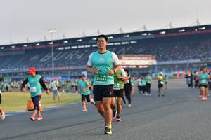 BIB: 51843
                            <button type="button" onclick="openModal(10561089)" class="btn btn-primary btn-sm float-right btn-popup" data-toggle="modal" data-target=".modal-high-quality">
                        <i class="fas fa-shopping-cart"></i> Add to Cart
                    </button>
                                            <button type="button" onclick="isThisMe(10561089, true)" class="btn btn-success btn-sm float-right btn-popup btn-isme hidden" data-toggle="tooltip" data-placement="bottom" title="นี่คือรูปของคุณใช่ไหม คลิกที่นี่เพื่อเอาเข้าอัลบั้ม">
                        <i class="fas fa-plus"></i> Add to album
                    </button>
                    <button type="button" onclick="isThisMe(10561089, false)" class="btn btn-warning btn-sm float-right btn-popup btn-isnotme hidden">
                        <i class="fas fa-ban"></i> Remove from album
                    </button>