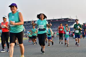 BIB: 52735, 53074
                            <button type="button" onclick="openModal(10555910)" class="btn btn-primary btn-sm float-right btn-popup" data-toggle="modal" data-target=".modal-high-quality">
                        <i class="fas fa-shopping-cart"></i> Add to Cart
                    </button>
                                            <button type="button" onclick="isThisMe(10555910, true)" class="btn btn-success btn-sm float-right btn-popup btn-isme hidden" data-toggle="tooltip" data-placement="bottom" title="นี่คือรูปของคุณใช่ไหม คลิกที่นี่เพื่อเอาเข้าอัลบั้ม">
                        <i class="fas fa-plus"></i> Add to album
                    </button>
                    <button type="button" onclick="isThisMe(10555910, false)" class="btn btn-warning btn-sm float-right btn-popup btn-isnotme hidden">
                        <i class="fas fa-ban"></i> Remove from album
                    </button>