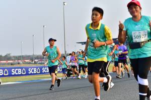 BIB: 509
                            <button type="button" onclick="openModal(10550645)" class="btn btn-primary btn-sm float-right btn-popup" data-toggle="modal" data-target=".modal-high-quality">
                        <i class="fas fa-shopping-cart"></i> Add to Cart
                    </button>
                                            <button type="button" onclick="isThisMe(10550645, true)" class="btn btn-success btn-sm float-right btn-popup btn-isme hidden" data-toggle="tooltip" data-placement="bottom" title="นี่คือรูปของคุณใช่ไหม คลิกที่นี่เพื่อเอาเข้าอัลบั้ม">
                        <i class="fas fa-plus"></i> Add to album
                    </button>
                    <button type="button" onclick="isThisMe(10550645, false)" class="btn btn-warning btn-sm float-right btn-popup btn-isnotme hidden">
                        <i class="fas fa-ban"></i> Remove from album
                    </button>