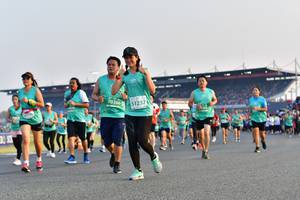 BIB: 70306, 1237
                            <button type="button" onclick="openModal(10546616)" class="btn btn-primary btn-sm float-right btn-popup" data-toggle="modal" data-target=".modal-high-quality">
                        <i class="fas fa-shopping-cart"></i> Add to Cart
                    </button>
                                            <button type="button" onclick="isThisMe(10546616, true)" class="btn btn-success btn-sm float-right btn-popup btn-isme hidden" data-toggle="tooltip" data-placement="bottom" title="นี่คือรูปของคุณใช่ไหม คลิกที่นี่เพื่อเอาเข้าอัลบั้ม">
                        <i class="fas fa-plus"></i> Add to album
                    </button>
                    <button type="button" onclick="isThisMe(10546616, false)" class="btn btn-warning btn-sm float-right btn-popup btn-isnotme hidden">
                        <i class="fas fa-ban"></i> Remove from album
                    </button>