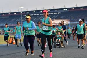 BIB: 50738, 50003, 574
                            <button type="button" onclick="openModal(10561347)" class="btn btn-primary btn-sm float-right btn-popup" data-toggle="modal" data-target=".modal-high-quality">
                        <i class="fas fa-shopping-cart"></i> Add to Cart
                    </button>
                                            <button type="button" onclick="isThisMe(10561347, true)" class="btn btn-success btn-sm float-right btn-popup btn-isme hidden" data-toggle="tooltip" data-placement="bottom" title="นี่คือรูปของคุณใช่ไหม คลิกที่นี่เพื่อเอาเข้าอัลบั้ม">
                        <i class="fas fa-plus"></i> Add to album
                    </button>
                    <button type="button" onclick="isThisMe(10561347, false)" class="btn btn-warning btn-sm float-right btn-popup btn-isnotme hidden">
                        <i class="fas fa-ban"></i> Remove from album
                    </button>