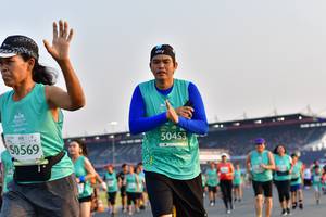 BIB: 50453, 50569
                            <button type="button" onclick="openModal(10555438)" class="btn btn-primary btn-sm float-right btn-popup" data-toggle="modal" data-target=".modal-high-quality">
                        <i class="fas fa-shopping-cart"></i> Add to Cart
                    </button>
                                            <button type="button" onclick="isThisMe(10555438, true)" class="btn btn-success btn-sm float-right btn-popup btn-isme hidden" data-toggle="tooltip" data-placement="bottom" title="นี่คือรูปของคุณใช่ไหม คลิกที่นี่เพื่อเอาเข้าอัลบั้ม">
                        <i class="fas fa-plus"></i> Add to album
                    </button>
                    <button type="button" onclick="isThisMe(10555438, false)" class="btn btn-warning btn-sm float-right btn-popup btn-isnotme hidden">
                        <i class="fas fa-ban"></i> Remove from album
                    </button>