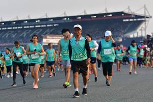 BIB: 5172, 52970, 1323, 51574
                            <button type="button" onclick="openModal(10561368)" class="btn btn-primary btn-sm float-right btn-popup" data-toggle="modal" data-target=".modal-high-quality">
                        <i class="fas fa-shopping-cart"></i> Add to Cart
                    </button>
                                            <button type="button" onclick="isThisMe(10561368, true)" class="btn btn-success btn-sm float-right btn-popup btn-isme hidden" data-toggle="tooltip" data-placement="bottom" title="นี่คือรูปของคุณใช่ไหม คลิกที่นี่เพื่อเอาเข้าอัลบั้ม">
                        <i class="fas fa-plus"></i> Add to album
                    </button>
                    <button type="button" onclick="isThisMe(10561368, false)" class="btn btn-warning btn-sm float-right btn-popup btn-isnotme hidden">
                        <i class="fas fa-ban"></i> Remove from album
                    </button>