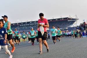 BIB: 
                            <button type="button" onclick="openModal(10560481)" class="btn btn-primary btn-sm float-right btn-popup" data-toggle="modal" data-target=".modal-high-quality">
                        <i class="fas fa-shopping-cart"></i> Add to Cart
                    </button>
                                            <button type="button" onclick="isThisMe(10560481, true)" class="btn btn-success btn-sm float-right btn-popup btn-isme hidden" data-toggle="tooltip" data-placement="bottom" title="นี่คือรูปของคุณใช่ไหม คลิกที่นี่เพื่อเอาเข้าอัลบั้ม">
                        <i class="fas fa-plus"></i> Add to album
                    </button>
                    <button type="button" onclick="isThisMe(10560481, false)" class="btn btn-warning btn-sm float-right btn-popup btn-isnotme hidden">
                        <i class="fas fa-ban"></i> Remove from album
                    </button>