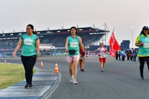 BIB: 51042, 1070
                            <button type="button" onclick="openModal(10564844)" class="btn btn-primary btn-sm float-right btn-popup" data-toggle="modal" data-target=".modal-high-quality">
                        <i class="fas fa-shopping-cart"></i> Add to Cart
                    </button>
                                            <button type="button" onclick="isThisMe(10564844, true)" class="btn btn-success btn-sm float-right btn-popup btn-isme hidden" data-toggle="tooltip" data-placement="bottom" title="นี่คือรูปของคุณใช่ไหม คลิกที่นี่เพื่อเอาเข้าอัลบั้ม">
                        <i class="fas fa-plus"></i> Add to album
                    </button>
                    <button type="button" onclick="isThisMe(10564844, false)" class="btn btn-warning btn-sm float-right btn-popup btn-isnotme hidden">
                        <i class="fas fa-ban"></i> Remove from album
                    </button>