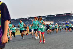 BIB: 1794, 52281
                            <button type="button" onclick="openModal(10557748)" class="btn btn-primary btn-sm float-right btn-popup" data-toggle="modal" data-target=".modal-high-quality">
                        <i class="fas fa-shopping-cart"></i> Add to Cart
                    </button>
                                            <button type="button" onclick="isThisMe(10557748, true)" class="btn btn-success btn-sm float-right btn-popup btn-isme hidden" data-toggle="tooltip" data-placement="bottom" title="นี่คือรูปของคุณใช่ไหม คลิกที่นี่เพื่อเอาเข้าอัลบั้ม">
                        <i class="fas fa-plus"></i> Add to album
                    </button>
                    <button type="button" onclick="isThisMe(10557748, false)" class="btn btn-warning btn-sm float-right btn-popup btn-isnotme hidden">
                        <i class="fas fa-ban"></i> Remove from album
                    </button>