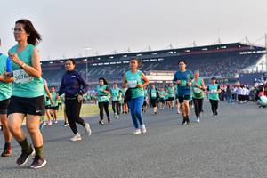 BIB: 50764, 429
                            <button type="button" onclick="openModal(10553141)" class="btn btn-primary btn-sm float-right btn-popup" data-toggle="modal" data-target=".modal-high-quality">
                        <i class="fas fa-shopping-cart"></i> Add to Cart
                    </button>
                                            <button type="button" onclick="isThisMe(10553141, true)" class="btn btn-success btn-sm float-right btn-popup btn-isme hidden" data-toggle="tooltip" data-placement="bottom" title="นี่คือรูปของคุณใช่ไหม คลิกที่นี่เพื่อเอาเข้าอัลบั้ม">
                        <i class="fas fa-plus"></i> Add to album
                    </button>
                    <button type="button" onclick="isThisMe(10553141, false)" class="btn btn-warning btn-sm float-right btn-popup btn-isnotme hidden">
                        <i class="fas fa-ban"></i> Remove from album
                    </button>