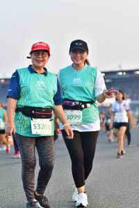 BIB: 3099, 53203
                            <button type="button" onclick="openModal(10563085)" class="btn btn-primary btn-sm float-right btn-popup" data-toggle="modal" data-target=".modal-high-quality">
                        <i class="fas fa-shopping-cart"></i> Add to Cart
                    </button>
                                            <button type="button" onclick="isThisMe(10563085, true)" class="btn btn-success btn-sm float-right btn-popup btn-isme hidden" data-toggle="tooltip" data-placement="bottom" title="นี่คือรูปของคุณใช่ไหม คลิกที่นี่เพื่อเอาเข้าอัลบั้ม">
                        <i class="fas fa-plus"></i> Add to album
                    </button>
                    <button type="button" onclick="isThisMe(10563085, false)" class="btn btn-warning btn-sm float-right btn-popup btn-isnotme hidden">
                        <i class="fas fa-ban"></i> Remove from album
                    </button>