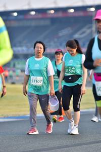 BIB: 1594, 51107
                            <button type="button" onclick="openModal(10563287)" class="btn btn-primary btn-sm float-right btn-popup" data-toggle="modal" data-target=".modal-high-quality">
                        <i class="fas fa-shopping-cart"></i> Add to Cart
                    </button>
                                            <button type="button" onclick="isThisMe(10563287, true)" class="btn btn-success btn-sm float-right btn-popup btn-isme hidden" data-toggle="tooltip" data-placement="bottom" title="นี่คือรูปของคุณใช่ไหม คลิกที่นี่เพื่อเอาเข้าอัลบั้ม">
                        <i class="fas fa-plus"></i> Add to album
                    </button>
                    <button type="button" onclick="isThisMe(10563287, false)" class="btn btn-warning btn-sm float-right btn-popup btn-isnotme hidden">
                        <i class="fas fa-ban"></i> Remove from album
                    </button>