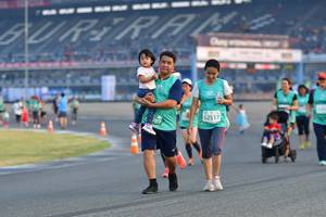 BIB: 52517
                            <button type="button" onclick="openModal(10564487)" class="btn btn-primary btn-sm float-right btn-popup" data-toggle="modal" data-target=".modal-high-quality">
                        <i class="fas fa-shopping-cart"></i> Add to Cart
                    </button>
                                            <button type="button" onclick="isThisMe(10564487, true)" class="btn btn-success btn-sm float-right btn-popup btn-isme hidden" data-toggle="tooltip" data-placement="bottom" title="นี่คือรูปของคุณใช่ไหม คลิกที่นี่เพื่อเอาเข้าอัลบั้ม">
                        <i class="fas fa-plus"></i> Add to album
                    </button>
                    <button type="button" onclick="isThisMe(10564487, false)" class="btn btn-warning btn-sm float-right btn-popup btn-isnotme hidden">
                        <i class="fas fa-ban"></i> Remove from album
                    </button>