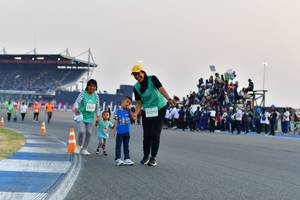 BIB: 3320, 53210
                            <button type="button" onclick="openModal(10564809)" class="btn btn-primary btn-sm float-right btn-popup" data-toggle="modal" data-target=".modal-high-quality">
                        <i class="fas fa-shopping-cart"></i> Add to Cart
                    </button>
                                            <button type="button" onclick="isThisMe(10564809, true)" class="btn btn-success btn-sm float-right btn-popup btn-isme hidden" data-toggle="tooltip" data-placement="bottom" title="นี่คือรูปของคุณใช่ไหม คลิกที่นี่เพื่อเอาเข้าอัลบั้ม">
                        <i class="fas fa-plus"></i> Add to album
                    </button>
                    <button type="button" onclick="isThisMe(10564809, false)" class="btn btn-warning btn-sm float-right btn-popup btn-isnotme hidden">
                        <i class="fas fa-ban"></i> Remove from album
                    </button>