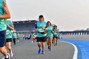 BIB: 1264, 50169
                            <button type="button" onclick="openModal(10550779)" class="btn btn-primary btn-sm float-right btn-popup" data-toggle="modal" data-target=".modal-high-quality">
                        <i class="fas fa-shopping-cart"></i> Add to Cart
                    </button>
                                            <button type="button" onclick="isThisMe(10550779, true)" class="btn btn-success btn-sm float-right btn-popup btn-isme hidden" data-toggle="tooltip" data-placement="bottom" title="นี่คือรูปของคุณใช่ไหม คลิกที่นี่เพื่อเอาเข้าอัลบั้ม">
                        <i class="fas fa-plus"></i> Add to album
                    </button>
                    <button type="button" onclick="isThisMe(10550779, false)" class="btn btn-warning btn-sm float-right btn-popup btn-isnotme hidden">
                        <i class="fas fa-ban"></i> Remove from album
                    </button>