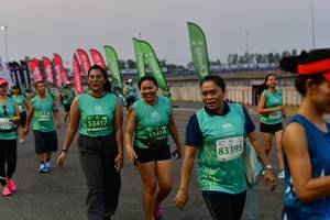 BIB: 50738, 53417, 53418, 83395
                            <button type="button" onclick="openModal(10565167)" class="btn btn-primary btn-sm float-right btn-popup" data-toggle="modal" data-target=".modal-high-quality">
                        <i class="fas fa-shopping-cart"></i> Add to Cart
                    </button>
                                            <button type="button" onclick="isThisMe(10565167, true)" class="btn btn-success btn-sm float-right btn-popup btn-isme hidden" data-toggle="tooltip" data-placement="bottom" title="นี่คือรูปของคุณใช่ไหม คลิกที่นี่เพื่อเอาเข้าอัลบั้ม">
                        <i class="fas fa-plus"></i> Add to album
                    </button>
                    <button type="button" onclick="isThisMe(10565167, false)" class="btn btn-warning btn-sm float-right btn-popup btn-isnotme hidden">
                        <i class="fas fa-ban"></i> Remove from album
                    </button>