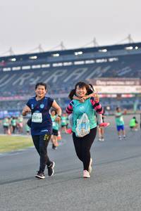 BIB: 3014
                            <button type="button" onclick="openModal(10564198)" class="btn btn-primary btn-sm float-right btn-popup" data-toggle="modal" data-target=".modal-high-quality">
                        <i class="fas fa-shopping-cart"></i> Add to Cart
                    </button>
                                            <button type="button" onclick="isThisMe(10564198, true)" class="btn btn-success btn-sm float-right btn-popup btn-isme hidden" data-toggle="tooltip" data-placement="bottom" title="นี่คือรูปของคุณใช่ไหม คลิกที่นี่เพื่อเอาเข้าอัลบั้ม">
                        <i class="fas fa-plus"></i> Add to album
                    </button>
                    <button type="button" onclick="isThisMe(10564198, false)" class="btn btn-warning btn-sm float-right btn-popup btn-isnotme hidden">
                        <i class="fas fa-ban"></i> Remove from album
                    </button>