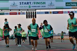 BIB: 2020, 7145, 51069, 51200, 190
                            <button type="button" onclick="openModal(10565022)" class="btn btn-primary btn-sm float-right btn-popup" data-toggle="modal" data-target=".modal-high-quality">
                        <i class="fas fa-shopping-cart"></i> Add to Cart
                    </button>
                                            <button type="button" onclick="isThisMe(10565022, true)" class="btn btn-success btn-sm float-right btn-popup btn-isme hidden" data-toggle="tooltip" data-placement="bottom" title="นี่คือรูปของคุณใช่ไหม คลิกที่นี่เพื่อเอาเข้าอัลบั้ม">
                        <i class="fas fa-plus"></i> Add to album
                    </button>
                    <button type="button" onclick="isThisMe(10565022, false)" class="btn btn-warning btn-sm float-right btn-popup btn-isnotme hidden">
                        <i class="fas fa-ban"></i> Remove from album
                    </button>