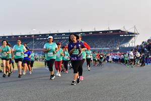 BIB: 0152, 1260
                            <button type="button" onclick="openModal(10559710)" class="btn btn-primary btn-sm float-right btn-popup" data-toggle="modal" data-target=".modal-high-quality">
                        <i class="fas fa-shopping-cart"></i> Add to Cart
                    </button>
                                            <button type="button" onclick="isThisMe(10559710, true)" class="btn btn-success btn-sm float-right btn-popup btn-isme hidden" data-toggle="tooltip" data-placement="bottom" title="นี่คือรูปของคุณใช่ไหม คลิกที่นี่เพื่อเอาเข้าอัลบั้ม">
                        <i class="fas fa-plus"></i> Add to album
                    </button>
                    <button type="button" onclick="isThisMe(10559710, false)" class="btn btn-warning btn-sm float-right btn-popup btn-isnotme hidden">
                        <i class="fas fa-ban"></i> Remove from album
                    </button>