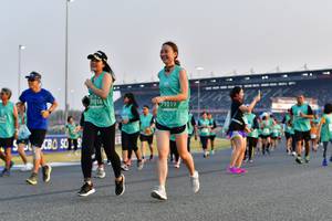 BIB: 71018, 71019
                            <button type="button" onclick="openModal(10561030)" class="btn btn-primary btn-sm float-right btn-popup" data-toggle="modal" data-target=".modal-high-quality">
                        <i class="fas fa-shopping-cart"></i> Add to Cart
                    </button>
                                            <button type="button" onclick="isThisMe(10561030, true)" class="btn btn-success btn-sm float-right btn-popup btn-isme hidden" data-toggle="tooltip" data-placement="bottom" title="นี่คือรูปของคุณใช่ไหม คลิกที่นี่เพื่อเอาเข้าอัลบั้ม">
                        <i class="fas fa-plus"></i> Add to album
                    </button>
                    <button type="button" onclick="isThisMe(10561030, false)" class="btn btn-warning btn-sm float-right btn-popup btn-isnotme hidden">
                        <i class="fas fa-ban"></i> Remove from album
                    </button>