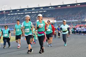 BIB: 5859, 1968, 2290
                            <button type="button" onclick="openModal(10564060)" class="btn btn-primary btn-sm float-right btn-popup" data-toggle="modal" data-target=".modal-high-quality">
                        <i class="fas fa-shopping-cart"></i> Add to Cart
                    </button>
                                            <button type="button" onclick="isThisMe(10564060, true)" class="btn btn-success btn-sm float-right btn-popup btn-isme hidden" data-toggle="tooltip" data-placement="bottom" title="นี่คือรูปของคุณใช่ไหม คลิกที่นี่เพื่อเอาเข้าอัลบั้ม">
                        <i class="fas fa-plus"></i> Add to album
                    </button>
                    <button type="button" onclick="isThisMe(10564060, false)" class="btn btn-warning btn-sm float-right btn-popup btn-isnotme hidden">
                        <i class="fas fa-ban"></i> Remove from album
                    </button>