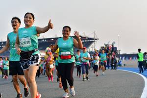 BIB: 52838
                            <button type="button" onclick="openModal(10558530)" class="btn btn-primary btn-sm float-right btn-popup" data-toggle="modal" data-target=".modal-high-quality">
                        <i class="fas fa-shopping-cart"></i> Add to Cart
                    </button>
                                            <button type="button" onclick="isThisMe(10558530, true)" class="btn btn-success btn-sm float-right btn-popup btn-isme hidden" data-toggle="tooltip" data-placement="bottom" title="นี่คือรูปของคุณใช่ไหม คลิกที่นี่เพื่อเอาเข้าอัลบั้ม">
                        <i class="fas fa-plus"></i> Add to album
                    </button>
                    <button type="button" onclick="isThisMe(10558530, false)" class="btn btn-warning btn-sm float-right btn-popup btn-isnotme hidden">
                        <i class="fas fa-ban"></i> Remove from album
                    </button>