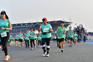 BIB: 50927, 52409, 5020
                            <button type="button" onclick="openModal(10550573)" class="btn btn-primary btn-sm float-right btn-popup" data-toggle="modal" data-target=".modal-high-quality">
                        <i class="fas fa-shopping-cart"></i> Add to Cart
                    </button>
                                            <button type="button" onclick="isThisMe(10550573, true)" class="btn btn-success btn-sm float-right btn-popup btn-isme hidden" data-toggle="tooltip" data-placement="bottom" title="นี่คือรูปของคุณใช่ไหม คลิกที่นี่เพื่อเอาเข้าอัลบั้ม">
                        <i class="fas fa-plus"></i> Add to album
                    </button>
                    <button type="button" onclick="isThisMe(10550573, false)" class="btn btn-warning btn-sm float-right btn-popup btn-isnotme hidden">
                        <i class="fas fa-ban"></i> Remove from album
                    </button>