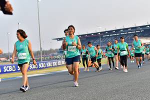 BIB: 52511, 50798
                            <button type="button" onclick="openModal(10544718)" class="btn btn-primary btn-sm float-right btn-popup" data-toggle="modal" data-target=".modal-high-quality">
                        <i class="fas fa-shopping-cart"></i> Add to Cart
                    </button>
                                            <button type="button" onclick="isThisMe(10544718, true)" class="btn btn-success btn-sm float-right btn-popup btn-isme hidden" data-toggle="tooltip" data-placement="bottom" title="นี่คือรูปของคุณใช่ไหม คลิกที่นี่เพื่อเอาเข้าอัลบั้ม">
                        <i class="fas fa-plus"></i> Add to album
                    </button>
                    <button type="button" onclick="isThisMe(10544718, false)" class="btn btn-warning btn-sm float-right btn-popup btn-isnotme hidden">
                        <i class="fas fa-ban"></i> Remove from album
                    </button>