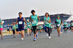 BIB: 52213, 52293, 80228, 2625
                            <button type="button" onclick="openModal(10547402)" class="btn btn-primary btn-sm float-right btn-popup" data-toggle="modal" data-target=".modal-high-quality">
                        <i class="fas fa-shopping-cart"></i> Add to Cart
                    </button>
                                            <button type="button" onclick="isThisMe(10547402, true)" class="btn btn-success btn-sm float-right btn-popup btn-isme hidden" data-toggle="tooltip" data-placement="bottom" title="นี่คือรูปของคุณใช่ไหม คลิกที่นี่เพื่อเอาเข้าอัลบั้ม">
                        <i class="fas fa-plus"></i> Add to album
                    </button>
                    <button type="button" onclick="isThisMe(10547402, false)" class="btn btn-warning btn-sm float-right btn-popup btn-isnotme hidden">
                        <i class="fas fa-ban"></i> Remove from album
                    </button>