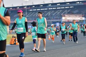 BIB: 50481, 80238, 30542
                            <button type="button" onclick="openModal(10564344)" class="btn btn-primary btn-sm float-right btn-popup" data-toggle="modal" data-target=".modal-high-quality">
                        <i class="fas fa-shopping-cart"></i> Add to Cart
                    </button>
                                            <button type="button" onclick="isThisMe(10564344, true)" class="btn btn-success btn-sm float-right btn-popup btn-isme hidden" data-toggle="tooltip" data-placement="bottom" title="นี่คือรูปของคุณใช่ไหม คลิกที่นี่เพื่อเอาเข้าอัลบั้ม">
                        <i class="fas fa-plus"></i> Add to album
                    </button>
                    <button type="button" onclick="isThisMe(10564344, false)" class="btn btn-warning btn-sm float-right btn-popup btn-isnotme hidden">
                        <i class="fas fa-ban"></i> Remove from album
                    </button>