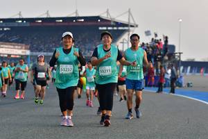 BIB: 51650, 53237, 53211
                            <button type="button" onclick="openModal(10561638)" class="btn btn-primary btn-sm float-right btn-popup" data-toggle="modal" data-target=".modal-high-quality">
                        <i class="fas fa-shopping-cart"></i> Add to Cart
                    </button>
                                            <button type="button" onclick="isThisMe(10561638, true)" class="btn btn-success btn-sm float-right btn-popup btn-isme hidden" data-toggle="tooltip" data-placement="bottom" title="นี่คือรูปของคุณใช่ไหม คลิกที่นี่เพื่อเอาเข้าอัลบั้ม">
                        <i class="fas fa-plus"></i> Add to album
                    </button>
                    <button type="button" onclick="isThisMe(10561638, false)" class="btn btn-warning btn-sm float-right btn-popup btn-isnotme hidden">
                        <i class="fas fa-ban"></i> Remove from album
                    </button>