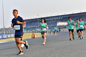 BIB: 50525, 1790, 52320
                            <button type="button" onclick="openModal(10538212)" class="btn btn-primary btn-sm float-right btn-popup" data-toggle="modal" data-target=".modal-high-quality">
                        <i class="fas fa-shopping-cart"></i> Add to Cart
                    </button>
                                            <button type="button" onclick="isThisMe(10538212, true)" class="btn btn-success btn-sm float-right btn-popup btn-isme hidden" data-toggle="tooltip" data-placement="bottom" title="นี่คือรูปของคุณใช่ไหม คลิกที่นี่เพื่อเอาเข้าอัลบั้ม">
                        <i class="fas fa-plus"></i> Add to album
                    </button>
                    <button type="button" onclick="isThisMe(10538212, false)" class="btn btn-warning btn-sm float-right btn-popup btn-isnotme hidden">
                        <i class="fas fa-ban"></i> Remove from album
                    </button>