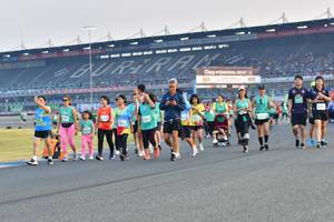 BIB: 
                            <button type="button" onclick="openModal(10563803)" class="btn btn-primary btn-sm float-right btn-popup" data-toggle="modal" data-target=".modal-high-quality">
                        <i class="fas fa-shopping-cart"></i> Add to Cart
                    </button>
                                            <button type="button" onclick="isThisMe(10563803, true)" class="btn btn-success btn-sm float-right btn-popup btn-isme hidden" data-toggle="tooltip" data-placement="bottom" title="นี่คือรูปของคุณใช่ไหม คลิกที่นี่เพื่อเอาเข้าอัลบั้ม">
                        <i class="fas fa-plus"></i> Add to album
                    </button>
                    <button type="button" onclick="isThisMe(10563803, false)" class="btn btn-warning btn-sm float-right btn-popup btn-isnotme hidden">
                        <i class="fas fa-ban"></i> Remove from album
                    </button>