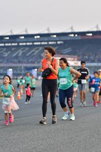 BIB: 52461, 2235
                            <button type="button" onclick="openModal(10564430)" class="btn btn-primary btn-sm float-right btn-popup" data-toggle="modal" data-target=".modal-high-quality">
                        <i class="fas fa-shopping-cart"></i> Add to Cart
                    </button>
                                            <button type="button" onclick="isThisMe(10564430, true)" class="btn btn-success btn-sm float-right btn-popup btn-isme hidden" data-toggle="tooltip" data-placement="bottom" title="นี่คือรูปของคุณใช่ไหม คลิกที่นี่เพื่อเอาเข้าอัลบั้ม">
                        <i class="fas fa-plus"></i> Add to album
                    </button>
                    <button type="button" onclick="isThisMe(10564430, false)" class="btn btn-warning btn-sm float-right btn-popup btn-isnotme hidden">
                        <i class="fas fa-ban"></i> Remove from album
                    </button>