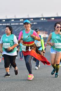 BIB: 52406, 53147, 2698
                            <button type="button" onclick="openModal(10563216)" class="btn btn-primary btn-sm float-right btn-popup" data-toggle="modal" data-target=".modal-high-quality">
                        <i class="fas fa-shopping-cart"></i> Add to Cart
                    </button>
                                            <button type="button" onclick="isThisMe(10563216, true)" class="btn btn-success btn-sm float-right btn-popup btn-isme hidden" data-toggle="tooltip" data-placement="bottom" title="นี่คือรูปของคุณใช่ไหม คลิกที่นี่เพื่อเอาเข้าอัลบั้ม">
                        <i class="fas fa-plus"></i> Add to album
                    </button>
                    <button type="button" onclick="isThisMe(10563216, false)" class="btn btn-warning btn-sm float-right btn-popup btn-isnotme hidden">
                        <i class="fas fa-ban"></i> Remove from album
                    </button>