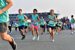 BIB: 52243, 50209
                            <button type="button" onclick="openModal(10546098)" class="btn btn-primary btn-sm float-right btn-popup" data-toggle="modal" data-target=".modal-high-quality">
                        <i class="fas fa-shopping-cart"></i> Add to Cart
                    </button>
                                            <button type="button" onclick="isThisMe(10546098, true)" class="btn btn-success btn-sm float-right btn-popup btn-isme hidden" data-toggle="tooltip" data-placement="bottom" title="นี่คือรูปของคุณใช่ไหม คลิกที่นี่เพื่อเอาเข้าอัลบั้ม">
                        <i class="fas fa-plus"></i> Add to album
                    </button>
                    <button type="button" onclick="isThisMe(10546098, false)" class="btn btn-warning btn-sm float-right btn-popup btn-isnotme hidden">
                        <i class="fas fa-ban"></i> Remove from album
                    </button>