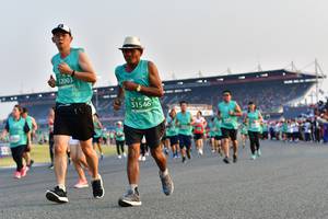 BIB: 52003, 51546
                            <button type="button" onclick="openModal(10546427)" class="btn btn-primary btn-sm float-right btn-popup" data-toggle="modal" data-target=".modal-high-quality">
                        <i class="fas fa-shopping-cart"></i> Add to Cart
                    </button>
                                            <button type="button" onclick="isThisMe(10546427, true)" class="btn btn-success btn-sm float-right btn-popup btn-isme hidden" data-toggle="tooltip" data-placement="bottom" title="นี่คือรูปของคุณใช่ไหม คลิกที่นี่เพื่อเอาเข้าอัลบั้ม">
                        <i class="fas fa-plus"></i> Add to album
                    </button>
                    <button type="button" onclick="isThisMe(10546427, false)" class="btn btn-warning btn-sm float-right btn-popup btn-isnotme hidden">
                        <i class="fas fa-ban"></i> Remove from album
                    </button>