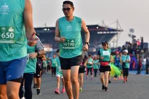 BIB: 1650, 50190
                            <button type="button" onclick="openModal(10561666)" class="btn btn-primary btn-sm float-right btn-popup" data-toggle="modal" data-target=".modal-high-quality">
                        <i class="fas fa-shopping-cart"></i> Add to Cart
                    </button>
                                            <button type="button" onclick="isThisMe(10561666, true)" class="btn btn-success btn-sm float-right btn-popup btn-isme hidden" data-toggle="tooltip" data-placement="bottom" title="นี่คือรูปของคุณใช่ไหม คลิกที่นี่เพื่อเอาเข้าอัลบั้ม">
                        <i class="fas fa-plus"></i> Add to album
                    </button>
                    <button type="button" onclick="isThisMe(10561666, false)" class="btn btn-warning btn-sm float-right btn-popup btn-isnotme hidden">
                        <i class="fas fa-ban"></i> Remove from album
                    </button>