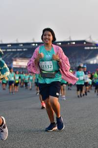 BIB: 1132
                            <button type="button" onclick="openModal(10562139)" class="btn btn-primary btn-sm float-right btn-popup" data-toggle="modal" data-target=".modal-high-quality">
                        <i class="fas fa-shopping-cart"></i> Add to Cart
                    </button>
                                            <button type="button" onclick="isThisMe(10562139, true)" class="btn btn-success btn-sm float-right btn-popup btn-isme hidden" data-toggle="tooltip" data-placement="bottom" title="นี่คือรูปของคุณใช่ไหม คลิกที่นี่เพื่อเอาเข้าอัลบั้ม">
                        <i class="fas fa-plus"></i> Add to album
                    </button>
                    <button type="button" onclick="isThisMe(10562139, false)" class="btn btn-warning btn-sm float-right btn-popup btn-isnotme hidden">
                        <i class="fas fa-ban"></i> Remove from album
                    </button>