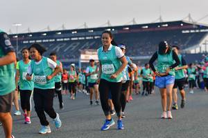 BIB: 52490, 52350
                            <button type="button" onclick="openModal(10561405)" class="btn btn-primary btn-sm float-right btn-popup" data-toggle="modal" data-target=".modal-high-quality">
                        <i class="fas fa-shopping-cart"></i> Add to Cart
                    </button>
                                            <button type="button" onclick="isThisMe(10561405, true)" class="btn btn-success btn-sm float-right btn-popup btn-isme hidden" data-toggle="tooltip" data-placement="bottom" title="นี่คือรูปของคุณใช่ไหม คลิกที่นี่เพื่อเอาเข้าอัลบั้ม">
                        <i class="fas fa-plus"></i> Add to album
                    </button>
                    <button type="button" onclick="isThisMe(10561405, false)" class="btn btn-warning btn-sm float-right btn-popup btn-isnotme hidden">
                        <i class="fas fa-ban"></i> Remove from album
                    </button>