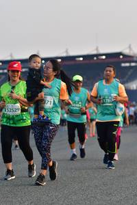 BIB: 31789, 52529
                            <button type="button" onclick="openModal(10562414)" class="btn btn-primary btn-sm float-right btn-popup" data-toggle="modal" data-target=".modal-high-quality">
                        <i class="fas fa-shopping-cart"></i> Add to Cart
                    </button>
                                            <button type="button" onclick="isThisMe(10562414, true)" class="btn btn-success btn-sm float-right btn-popup btn-isme hidden" data-toggle="tooltip" data-placement="bottom" title="นี่คือรูปของคุณใช่ไหม คลิกที่นี่เพื่อเอาเข้าอัลบั้ม">
                        <i class="fas fa-plus"></i> Add to album
                    </button>
                    <button type="button" onclick="isThisMe(10562414, false)" class="btn btn-warning btn-sm float-right btn-popup btn-isnotme hidden">
                        <i class="fas fa-ban"></i> Remove from album
                    </button>