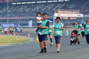 BIB: 989, 52517
                            <button type="button" onclick="openModal(10564488)" class="btn btn-primary btn-sm float-right btn-popup" data-toggle="modal" data-target=".modal-high-quality">
                        <i class="fas fa-shopping-cart"></i> Add to Cart
                    </button>
                                            <button type="button" onclick="isThisMe(10564488, true)" class="btn btn-success btn-sm float-right btn-popup btn-isme hidden" data-toggle="tooltip" data-placement="bottom" title="นี่คือรูปของคุณใช่ไหม คลิกที่นี่เพื่อเอาเข้าอัลบั้ม">
                        <i class="fas fa-plus"></i> Add to album
                    </button>
                    <button type="button" onclick="isThisMe(10564488, false)" class="btn btn-warning btn-sm float-right btn-popup btn-isnotme hidden">
                        <i class="fas fa-ban"></i> Remove from album
                    </button>