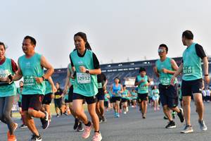 BIB: 297, 50119, 52932, 2018, 5162
                            <button type="button" onclick="openModal(10546206)" class="btn btn-primary btn-sm float-right btn-popup" data-toggle="modal" data-target=".modal-high-quality">
                        <i class="fas fa-shopping-cart"></i> Add to Cart
                    </button>
                                            <button type="button" onclick="isThisMe(10546206, true)" class="btn btn-success btn-sm float-right btn-popup btn-isme hidden" data-toggle="tooltip" data-placement="bottom" title="นี่คือรูปของคุณใช่ไหม คลิกที่นี่เพื่อเอาเข้าอัลบั้ม">
                        <i class="fas fa-plus"></i> Add to album
                    </button>
                    <button type="button" onclick="isThisMe(10546206, false)" class="btn btn-warning btn-sm float-right btn-popup btn-isnotme hidden">
                        <i class="fas fa-ban"></i> Remove from album
                    </button>