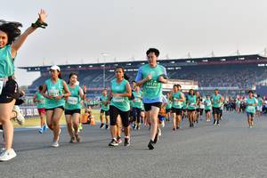 BIB: 50129, 0934, 52669, 0636
                            <button type="button" onclick="openModal(10545131)" class="btn btn-primary btn-sm float-right btn-popup" data-toggle="modal" data-target=".modal-high-quality">
                        <i class="fas fa-shopping-cart"></i> Add to Cart
                    </button>
                                            <button type="button" onclick="isThisMe(10545131, true)" class="btn btn-success btn-sm float-right btn-popup btn-isme hidden" data-toggle="tooltip" data-placement="bottom" title="นี่คือรูปของคุณใช่ไหม คลิกที่นี่เพื่อเอาเข้าอัลบั้ม">
                        <i class="fas fa-plus"></i> Add to album
                    </button>
                    <button type="button" onclick="isThisMe(10545131, false)" class="btn btn-warning btn-sm float-right btn-popup btn-isnotme hidden">
                        <i class="fas fa-ban"></i> Remove from album
                    </button>