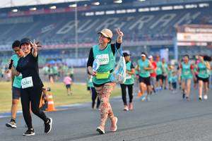 BIB: 2681, 52401
                            <button type="button" onclick="openModal(10564234)" class="btn btn-primary btn-sm float-right btn-popup" data-toggle="modal" data-target=".modal-high-quality">
                        <i class="fas fa-shopping-cart"></i> Add to Cart
                    </button>
                                            <button type="button" onclick="isThisMe(10564234, true)" class="btn btn-success btn-sm float-right btn-popup btn-isme hidden" data-toggle="tooltip" data-placement="bottom" title="นี่คือรูปของคุณใช่ไหม คลิกที่นี่เพื่อเอาเข้าอัลบั้ม">
                        <i class="fas fa-plus"></i> Add to album
                    </button>
                    <button type="button" onclick="isThisMe(10564234, false)" class="btn btn-warning btn-sm float-right btn-popup btn-isnotme hidden">
                        <i class="fas fa-ban"></i> Remove from album
                    </button>