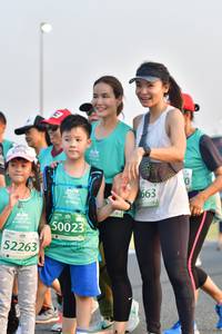 BIB: 663, 50023, 52263
                            <button type="button" onclick="openModal(10562938)" class="btn btn-primary btn-sm float-right btn-popup" data-toggle="modal" data-target=".modal-high-quality">
                        <i class="fas fa-shopping-cart"></i> Add to Cart
                    </button>
                                            <button type="button" onclick="isThisMe(10562938, true)" class="btn btn-success btn-sm float-right btn-popup btn-isme hidden" data-toggle="tooltip" data-placement="bottom" title="นี่คือรูปของคุณใช่ไหม คลิกที่นี่เพื่อเอาเข้าอัลบั้ม">
                        <i class="fas fa-plus"></i> Add to album
                    </button>
                    <button type="button" onclick="isThisMe(10562938, false)" class="btn btn-warning btn-sm float-right btn-popup btn-isnotme hidden">
                        <i class="fas fa-ban"></i> Remove from album
                    </button>